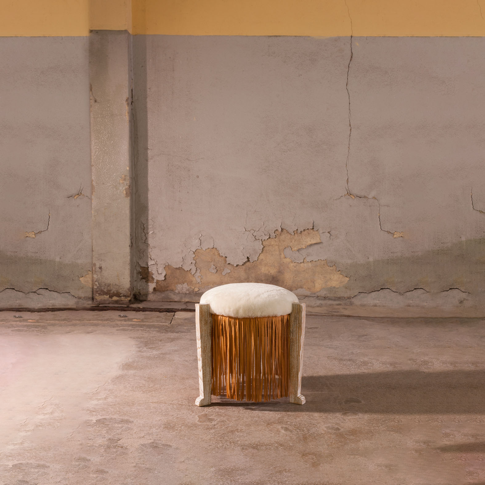 Ménima stool